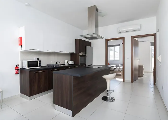 Lägenhet Spacious & Stylish 3br Penthouse With Large Terrace - Close To Spinola Bay St. Julian's
