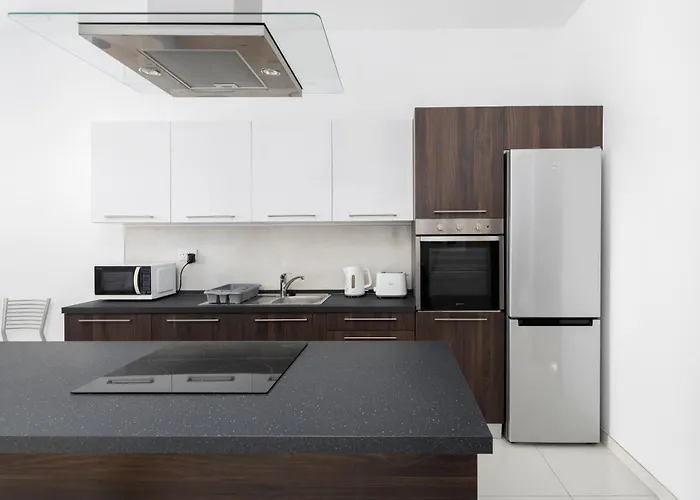 Spacious & Stylish 3br Penthouse With Large Terrace - Close To Spinola Bay Appartamento San Giuliano